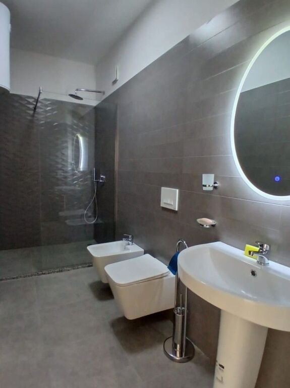 🏡 Apartment 2+1 for rent – Zogu i Zi