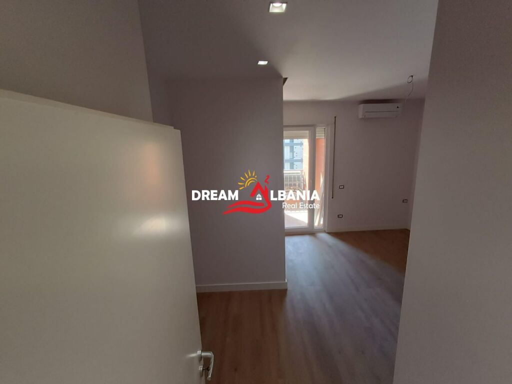 Apartament 2+1 Ne Shitje te Shkolla e Kuqe ne Tirane (ID 41212215)