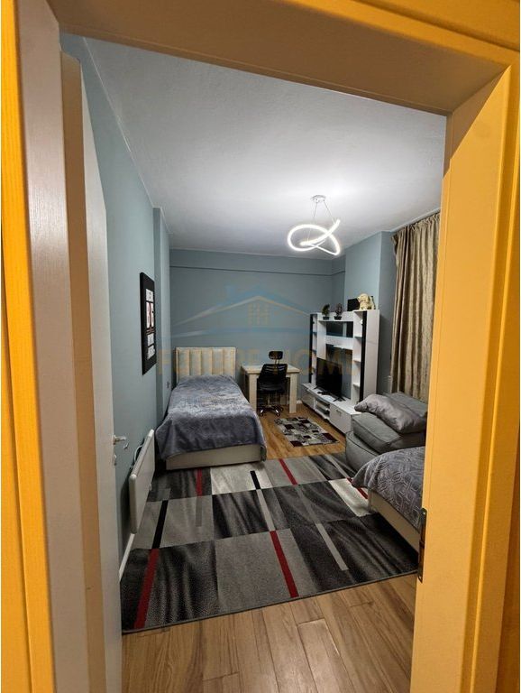 For sale, 2+1 Apartment, Near the Police Directorate, Durrës