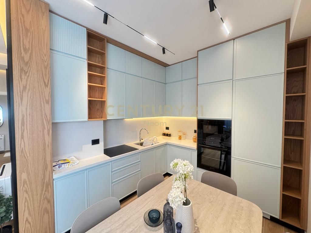 QIRA APARTAMENT MODERN 2+1+2 ME 1 POST PARKIMI, GOLDEN PARK!!