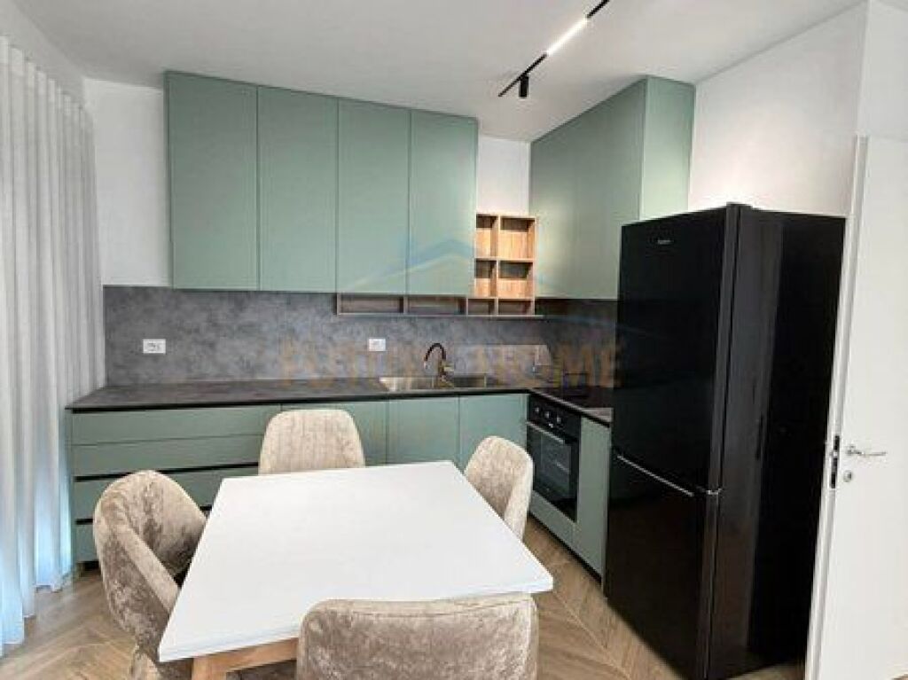 In vendita, 2 Appartamenti 1+1, Nuovo Anello