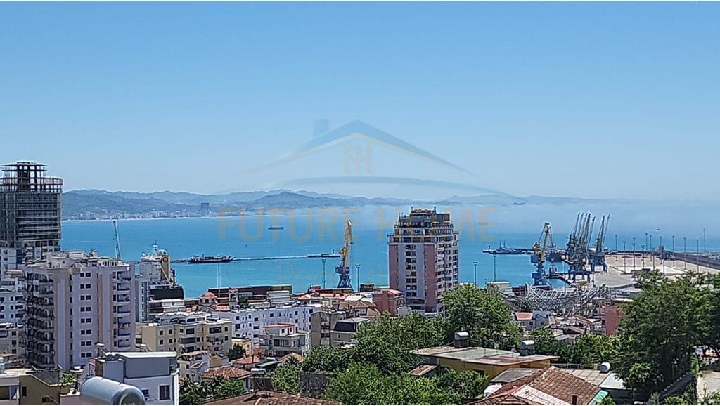 Qira , Apartament 2+1 , Rruga 24 Maj, Durres