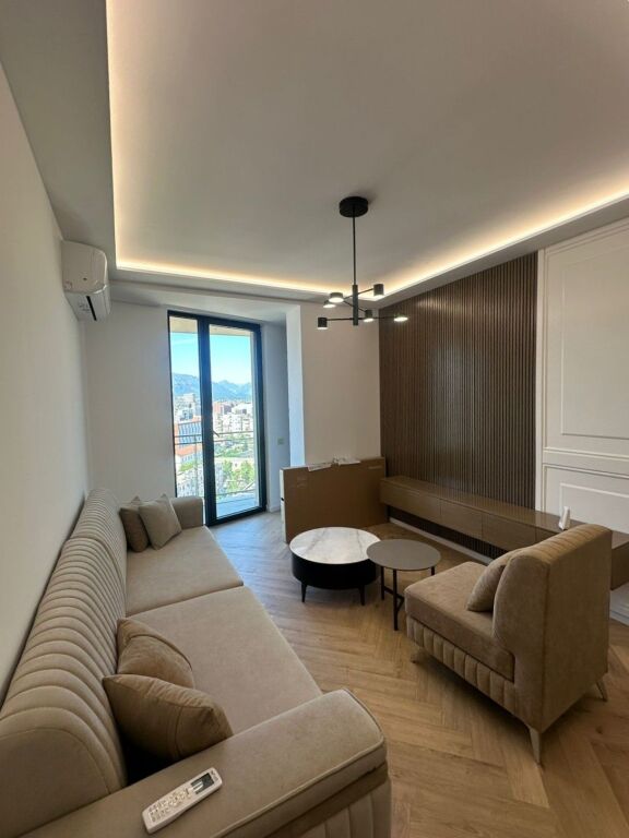 ✨GOLDEN TOWER, MINE PEZA  – Jepet me qira Apartament 1+1 +ballkon!✨