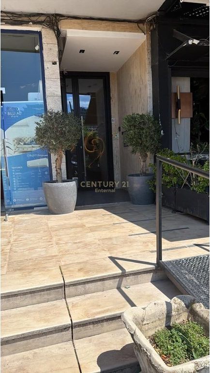 Apartament 1+1 per qira tek Rruga e Kosovarëve