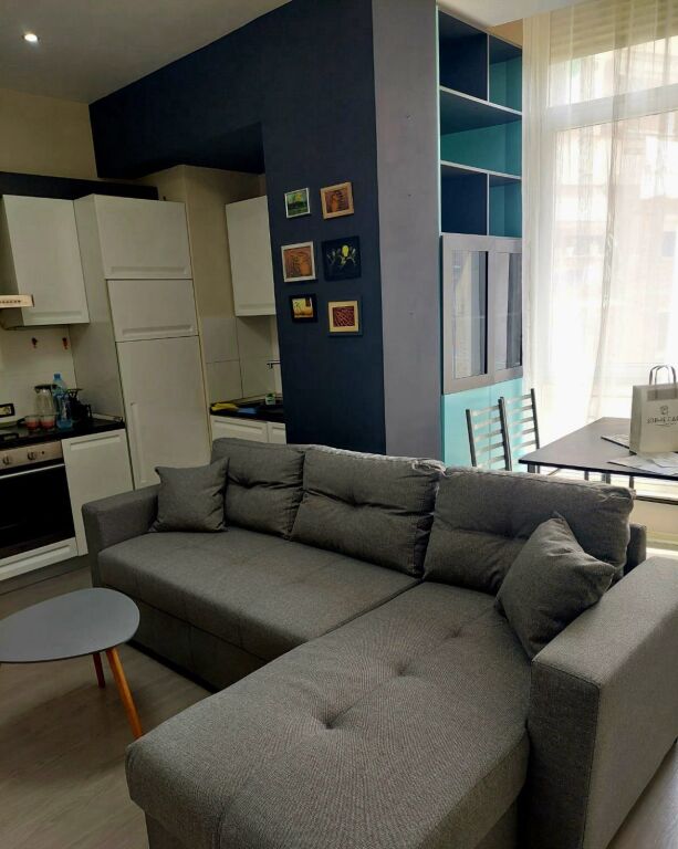 LYCEUM  APARTMENT FOR RENT
