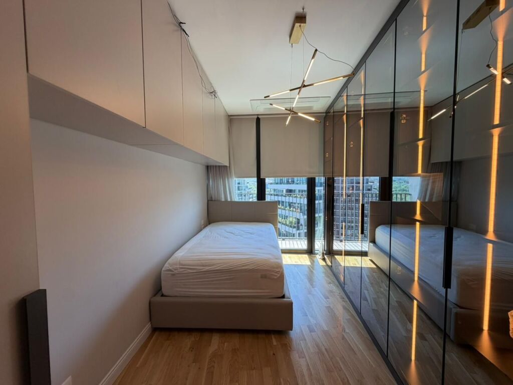 Apartament 3+1+Parking per qira tek Lake View Residence.