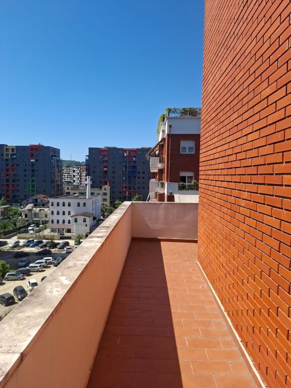 🏠 Ufficio in Affitto 69m² &amp; 1 Posto Auto (📍Astir / Green City)🔥 Super opportunità || Pronto per la tua attività ✨️ 50,000 Lekë / Mese 💶