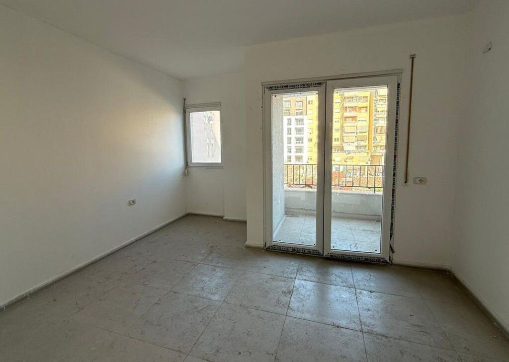 Vendesi in vendita 1+1 vicino al Mercato Nuovo