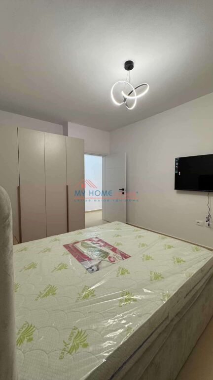 Apartament 2+1 me qera 21 Dhjetori ne Tirane