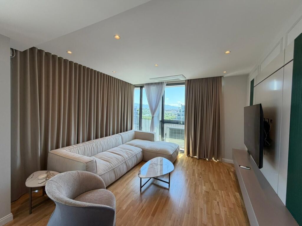 Apartament 3+1+Parking per qira tek Lake View Residence.