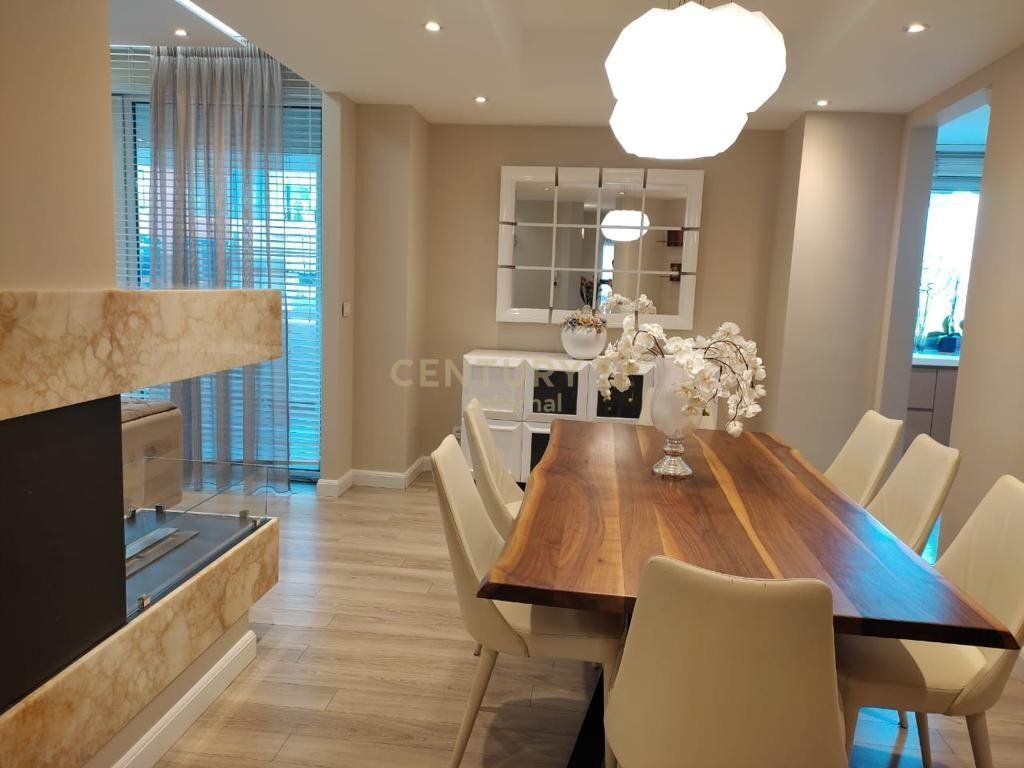 Apartament 3+1+2 per qira te Nobis, Liqeni