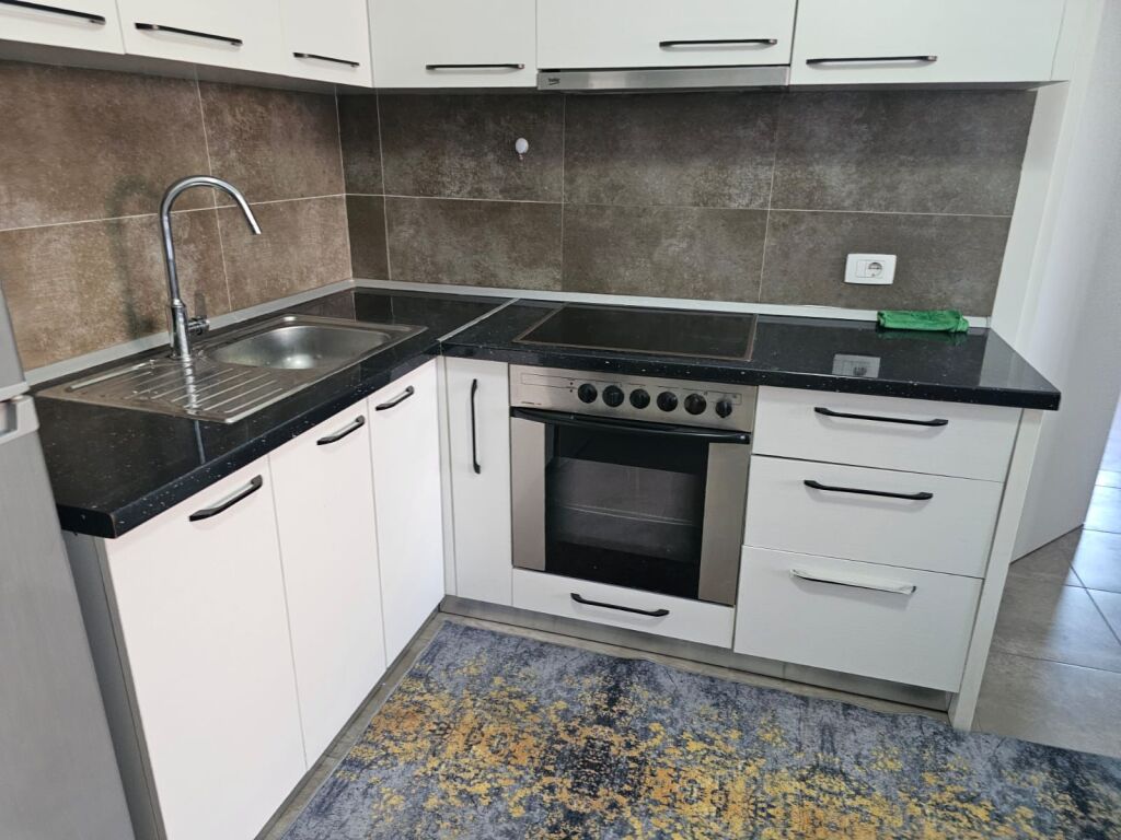 🏡 Apartament 2+1 me Qera – Kompleksi Alba