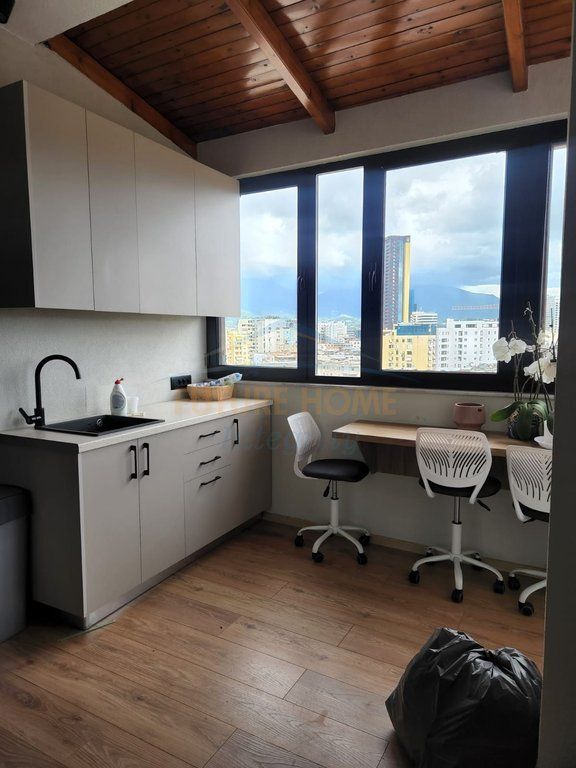 Rent, Office space, Mine Peza Street, Tirana.