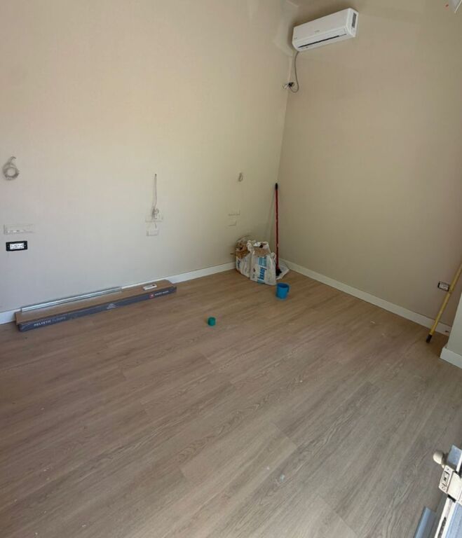 Shop for Sale – Barricades Street