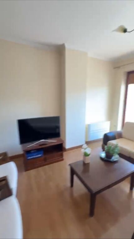 Apartament 2+1+2 per shitje   📍 te stacioni i trenit