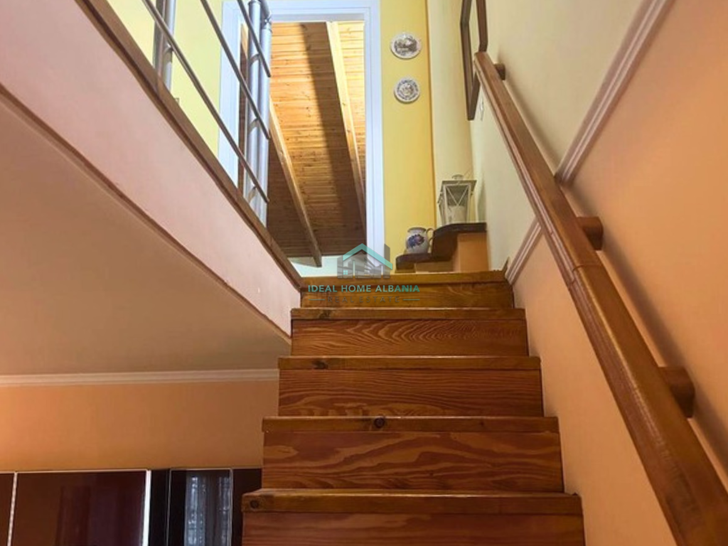 Shtëpi Private me Qira – Zona e Bashkisë, Vlorë.