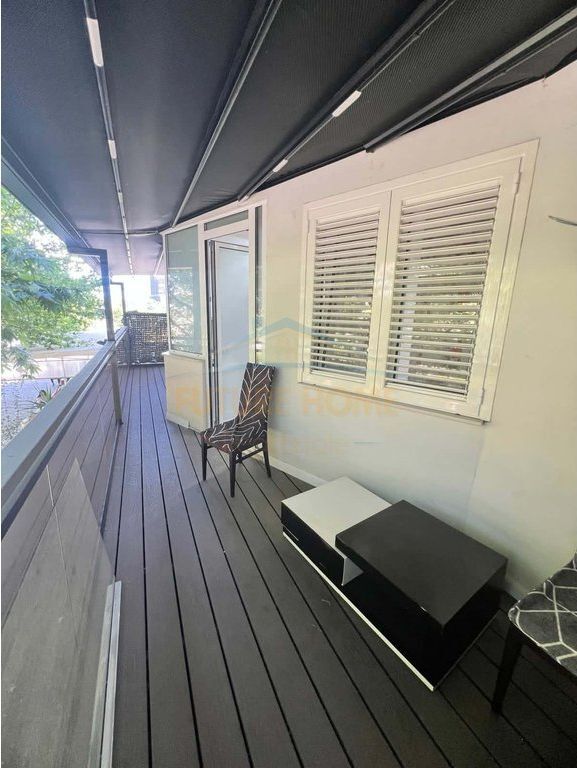 Affitto, Appartamento 2+1 + Veranda, Ex Campo di Aviazione, Tirana