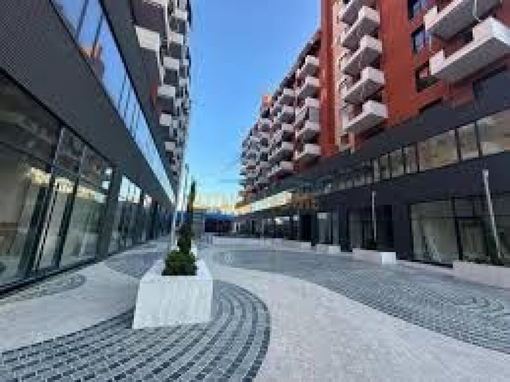 🧿IN AFFITTO, SPAZIO COMMERCIALE PER UFFICIO, COMPLESSO DELIJORGJI, TIRANA!