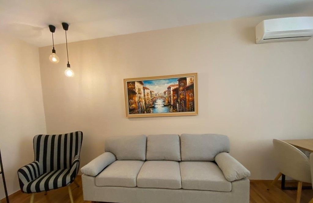 Appartamento 2+1 In Affitto a Ish Blloku, Tirana - 1300€ | 78 m²