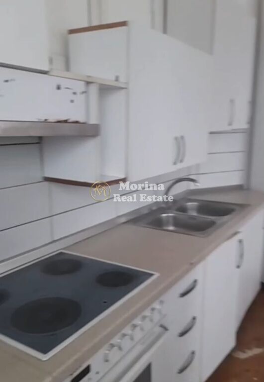 Qera | Apartament 1 + 1 | Sheshi Shqiponja | 330 €/muaj