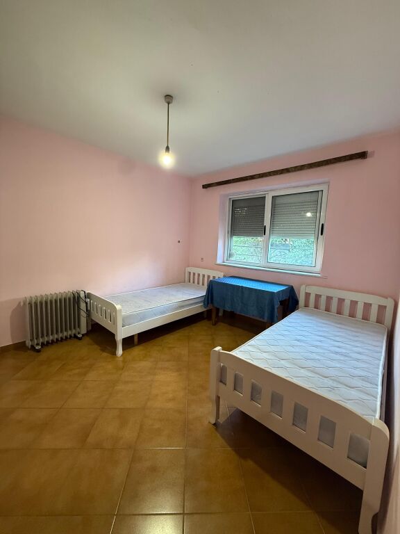 🏠AFFITTASI Appartamento 2+1+balcone 📍Via Ferit Xhajko 💶450€/Mese