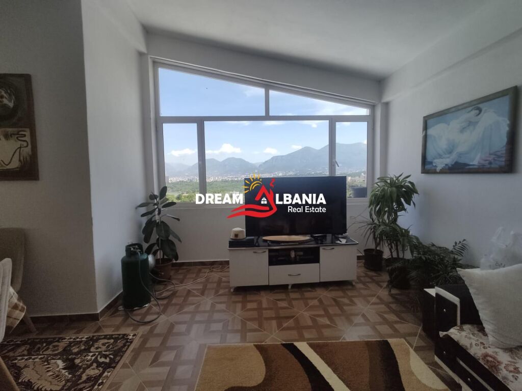Villa su due piani in vendita vicino al Lago Secco, Tirana (ID 4151220)