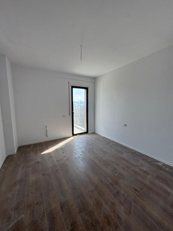 Shitet apartament 2+1+Parkim, Kompleksi Asl, 246.000euro