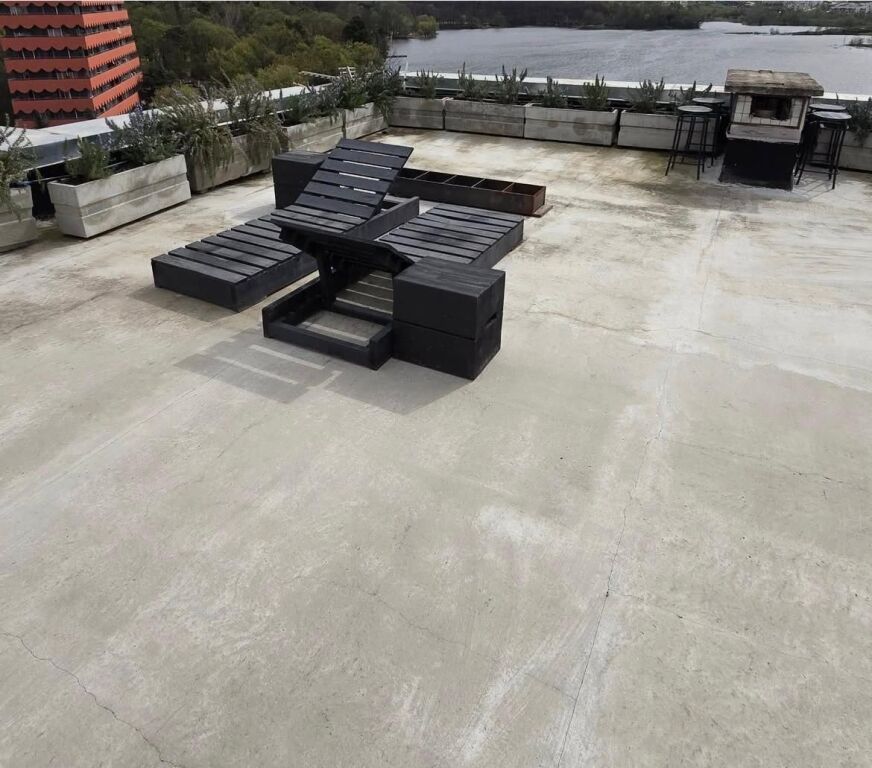 🏢 In Affitto: Attico (Penthouse) 📍Rr. Kosovareve - Zona Lago (Uni Barleti) 2+1+2 Balconi &amp; Terrazza utilizzabile | 1.500€/mese