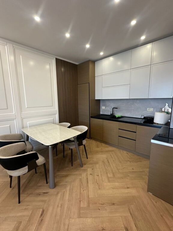 ✨GOLDEN TOWER, MINE PEZA  – Jepet me qira Apartament 1+1 +ballkon!✨