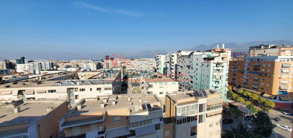 Office for rent near the Paris Commune in Tirana