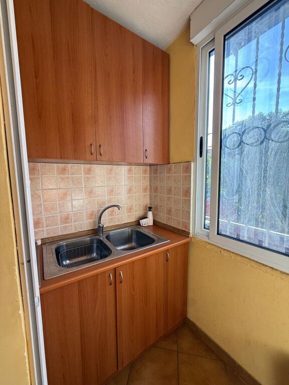 🏠AFFITTASI Appartamento 2+1+balcone 📍Via Ferit Xhajko 💶450€/Mese