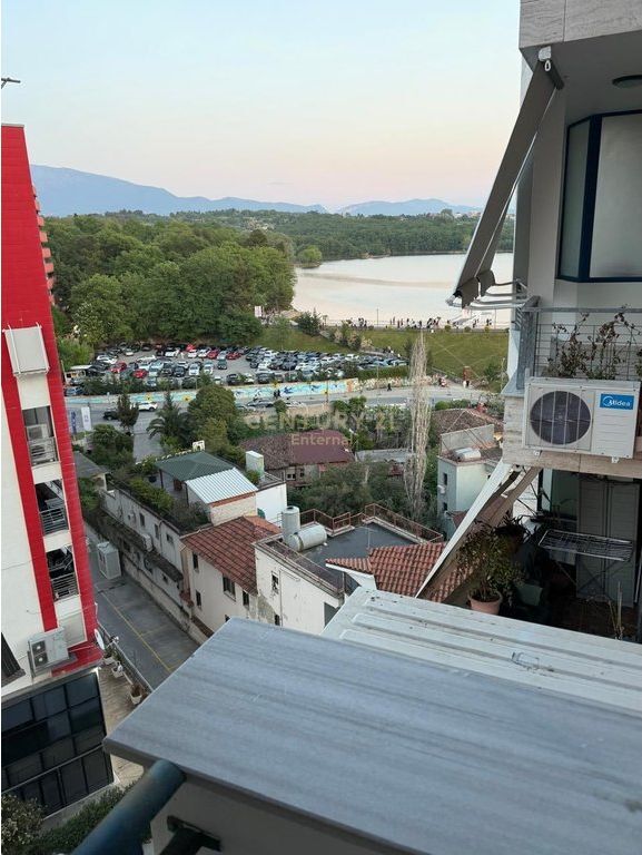 Apartament 1+1 per qira tek Rruga e Kosovarëve