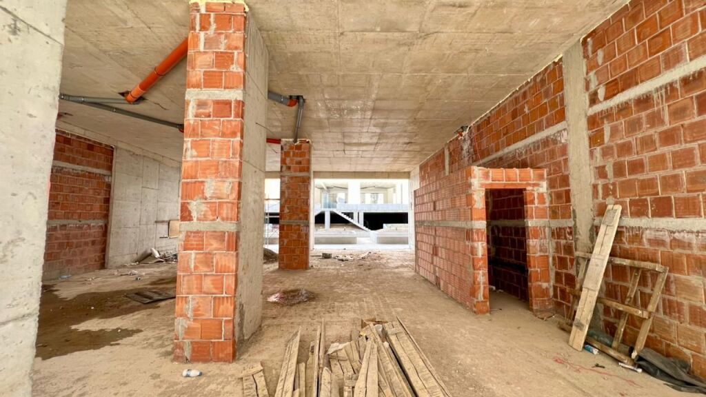 🏢 BUSINESS SPACE FOR SALE: Open Space 232m² 📍Paskuqan (Space City Residence) – Ring Road Front (579,800€) || Large glass windows🔥