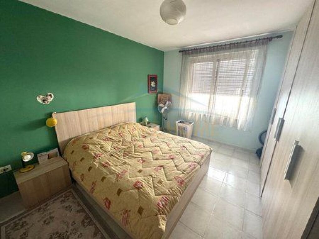 Shitet, Apartament 2+1, Bllok, Tiranë
