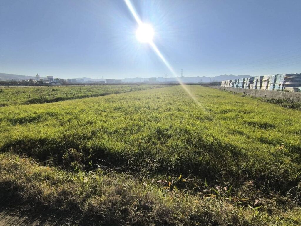 Shitet Toke 2900 m² Prane Megatek 📍