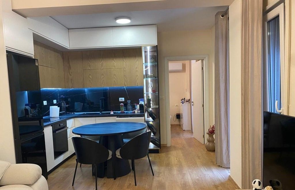 EKSKLUZIVE ! TEK KODRA E DIELLIT 2 SHESIM SUPER APARTAMENT 1+1