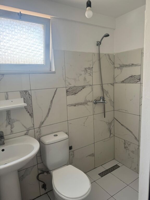 Rent | Shtëpi private 1 + 1 | Rruga Ali Shefqeti | 400 €/month