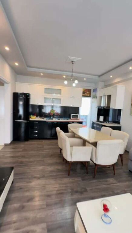 Apartment 2+1+2 for sale near the Zoo in Tirana