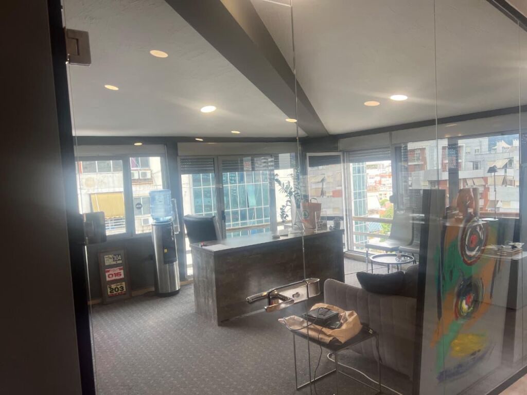 🏢 Ufficio in affitto – Ex Mercato Elettrico