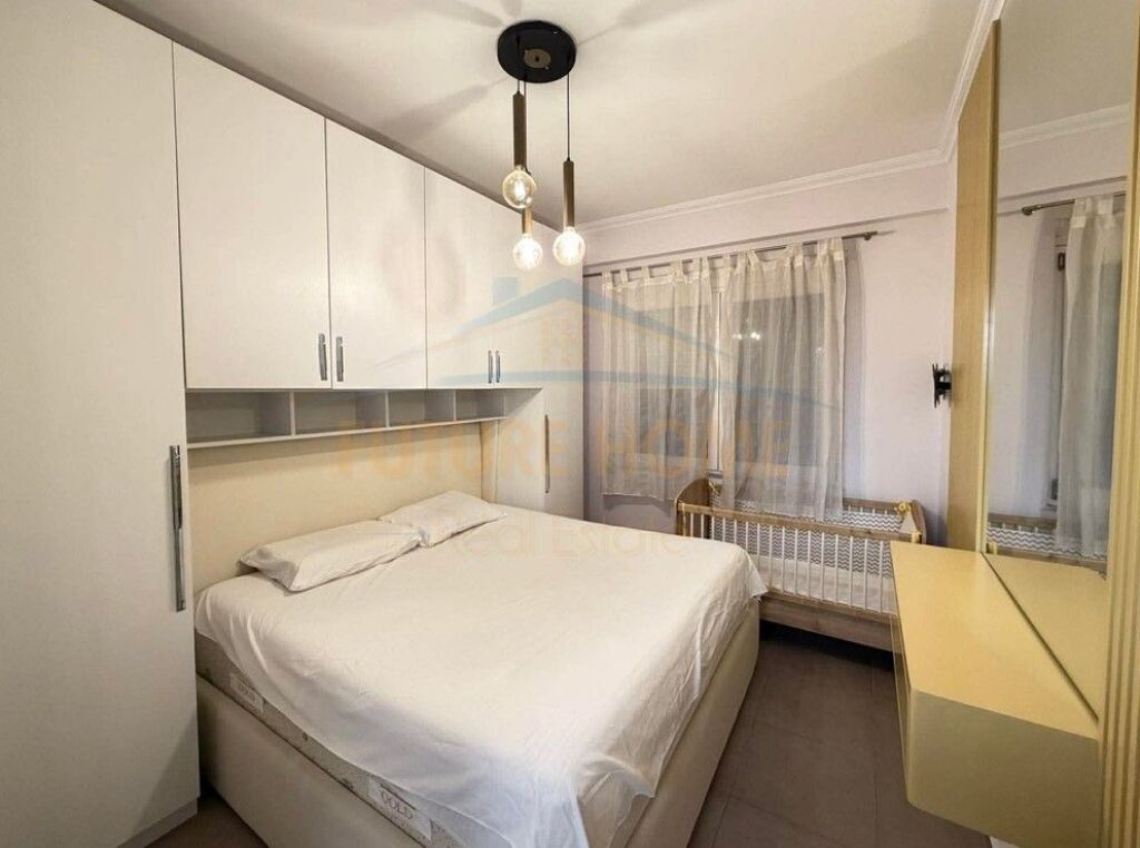 Shitet, Apartament 1+1, Unaza e Re