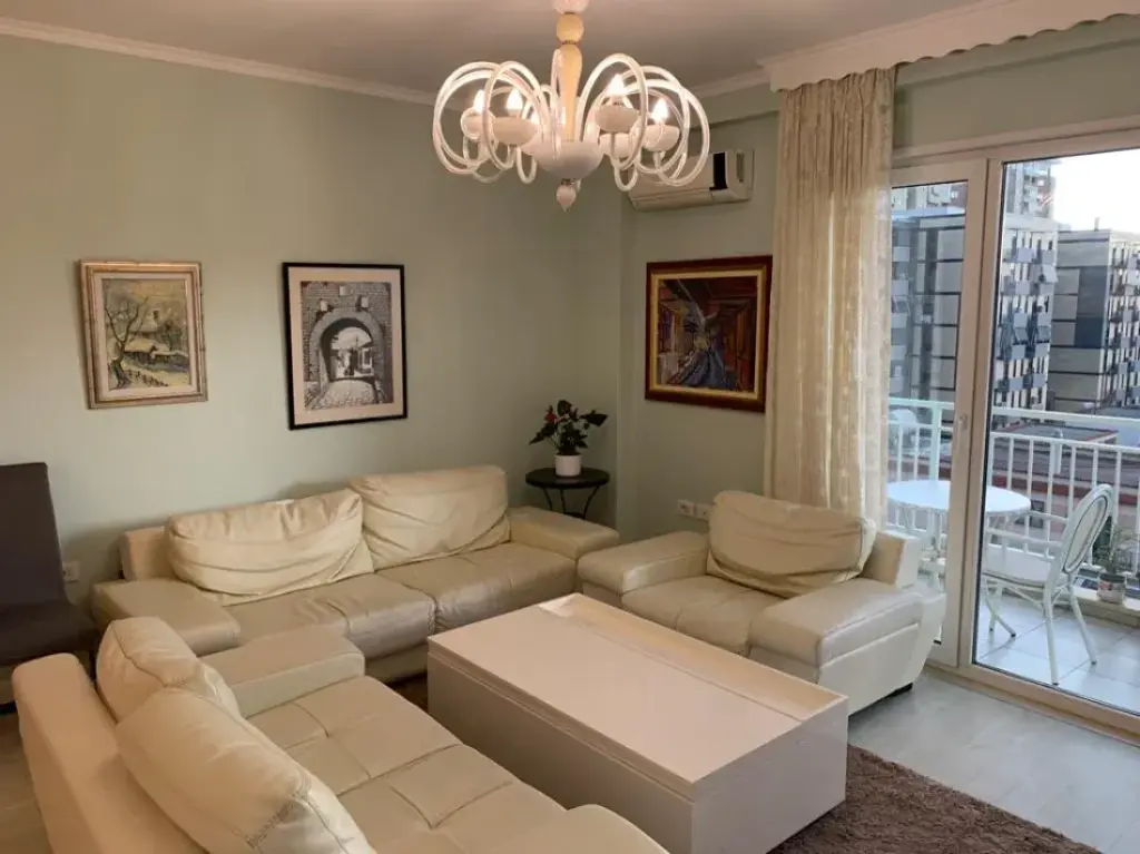 Rent | Apartament 3 + 1 | Rruga Jordan Misja | 850 €/month