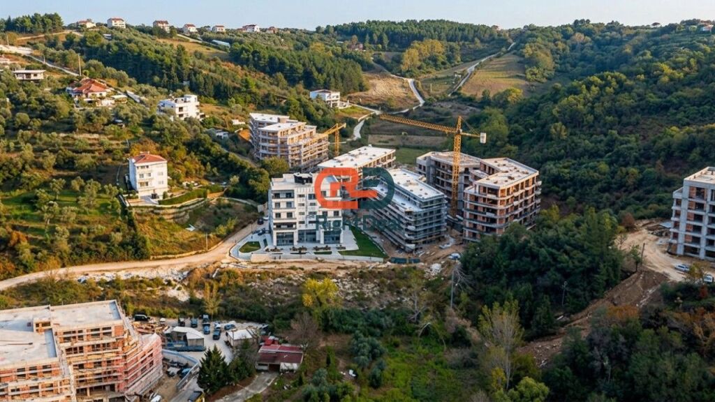 Super Occasione !! Al Lago Secco Vendesi Appartamento 2+1+2, Con Spazi Ampi !!