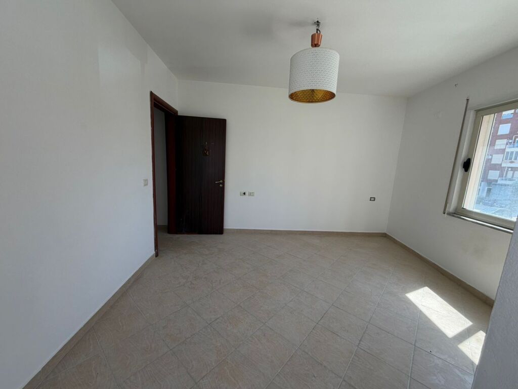 🏡 Apartment 2+2+1 with balcony for sale Jordan Misja Street, near Gener 2