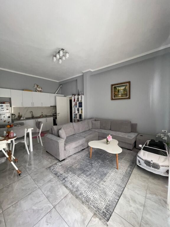 Shitet Apartament 2+1 – Fresk