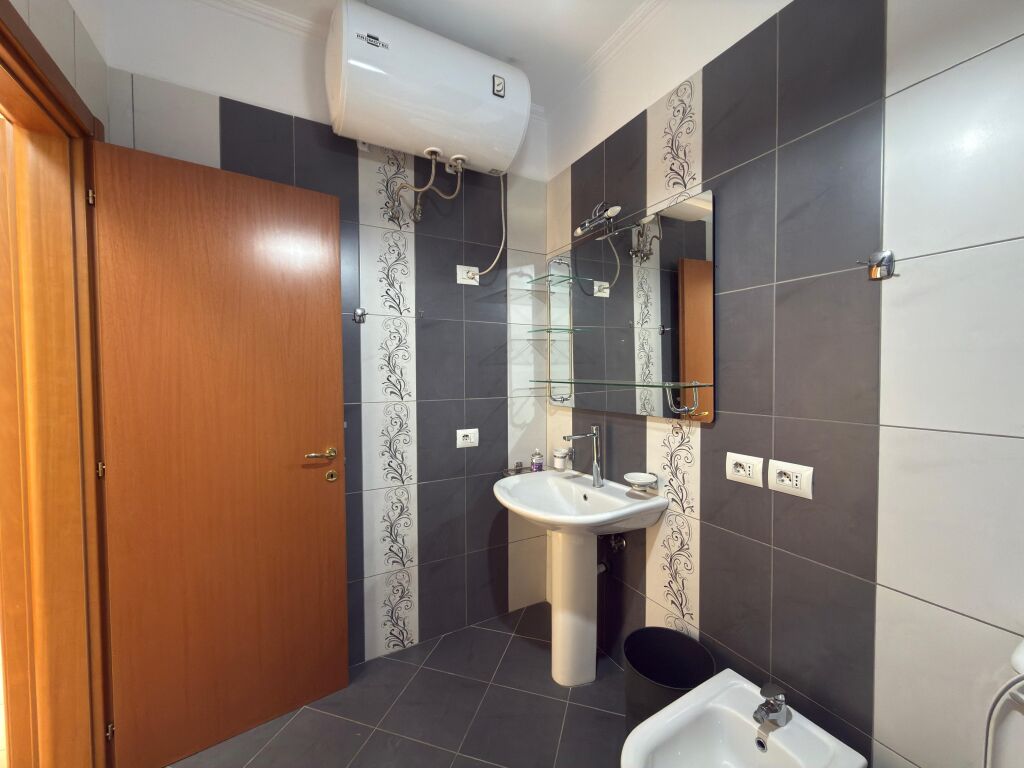 Rent, Apartment 2+1+2 bathrooms, "9 Floors", Tirana.