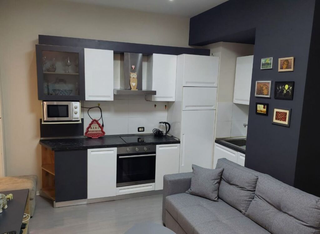 Qera | Apartament 1 + 1 | Rruga e Elbasanit | 600 €/muaj