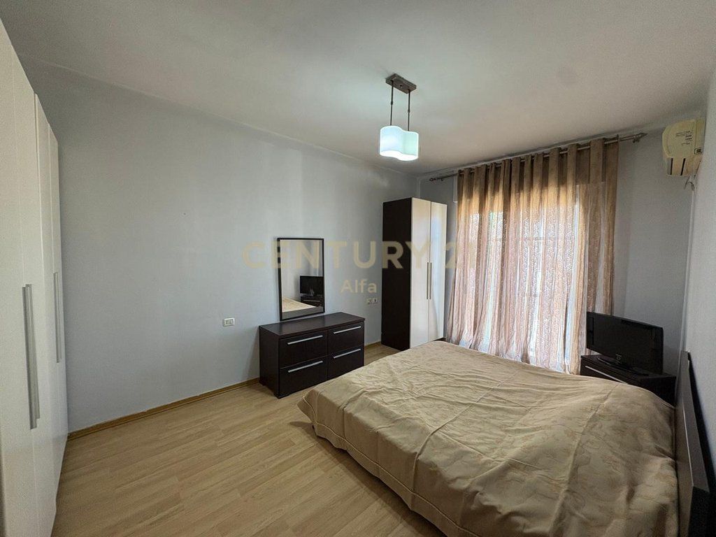 Shitet Apartament 2+1 pranë Pazarit të Ri! 206,800 €