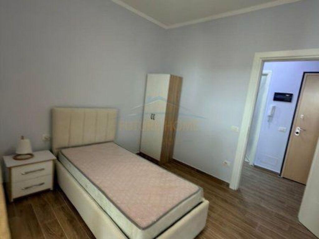 Shitet, Apartament 2+1+2, Rotonda e Astirit, Tirane.