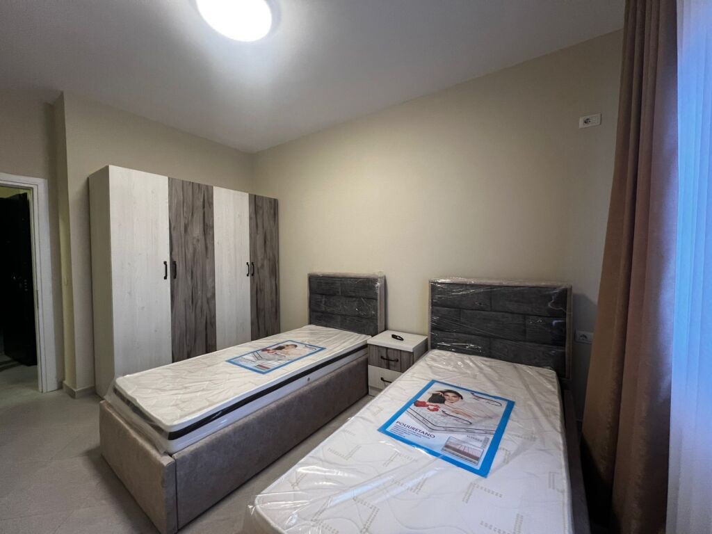 🏡 Super Apartament 2+1 me Qira Afatgjatë – Market Sapori, Vlorë