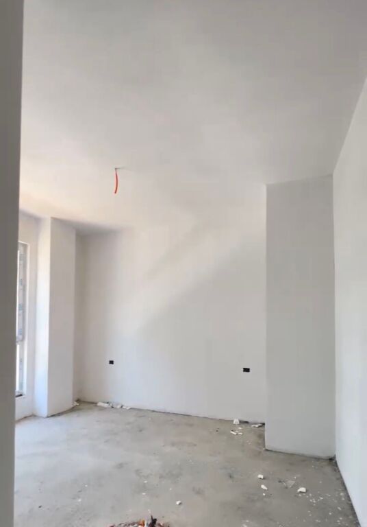 Shitet, Apartament 2+1+2, Rezidenca Splendor, Tiranë.